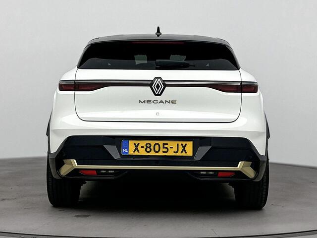 Renault MEGANE E-Tech EV60 220Pk Optimum Charge Iconic | Lederen bekleding | Elektrische Stoelen | Trekhaak | Stoel & Stuurverwarming | Parkeersensoren & Camera | Multisense | Privacy Glass | Harman Cardon Geluid | 450km WLTP |