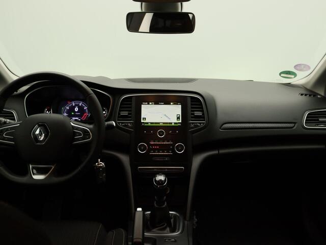 Renault MEGANE Estate TCe 100 Zen | R-Link 2 navigatie met Apple CarPlay & Android Auto | Parkeersensoren achter | Climate Control | Metaalkleur | Regen- en lichtsensor |