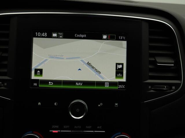 Renault MEGANE Estate TCe 100 Zen | R-Link 2 navigatie met Apple CarPlay & Android Auto | Parkeersensoren achter | Climate Control | Metaalkleur | Regen- en lichtsensor |