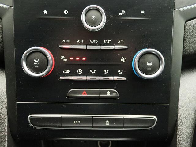 Renault MEGANE Estate TCe 100 Zen | R-Link 2 navigatie met Apple CarPlay & Android Auto | Parkeersensoren achter | Climate Control | Metaalkleur | Regen- en lichtsensor |