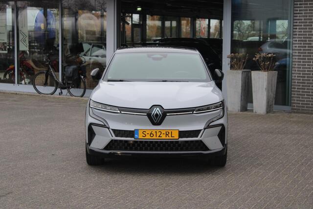 Renault MEGANE E-Tech EV60 Optimum Charge Iconic FULL OPTIONS!!