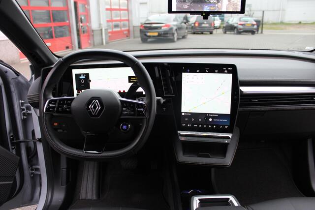 Renault MEGANE E-Tech EV60 Optimum Charge Iconic FULL OPTIONS!!