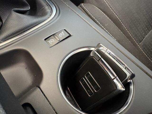 Renault MEGANE 1.5 DCI Navigatie Multimedia USB Cruise Keyless ECC Airco