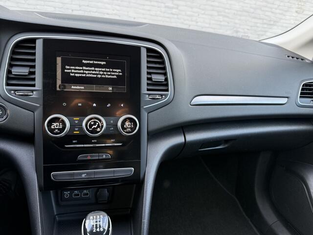 Renault MEGANE 1.3 TCe140 Equilibre