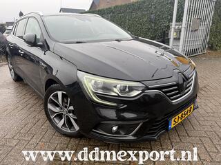 renault-megane-estate-tce-bose-xeno