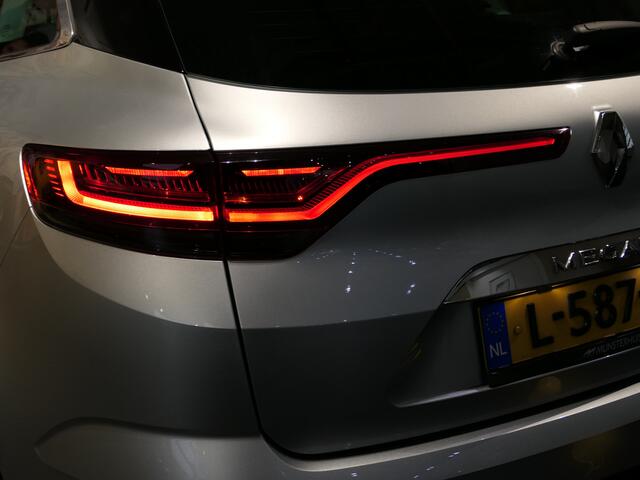 Renault MEGANE Estate 1.3 TCe Intens *Allseasons & Trekhaak!* - LMV 17", camera, navi, cruise