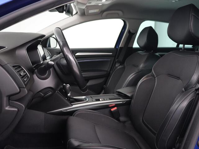 Renault MEGANE 1.3 TCe Intens | Automaat | Trekhaak | Camera | Head-Up | Half leder | Carplay | BOSE Sound | Full LED | Keyless | Climate control | Parkeerhulp | Cruise control