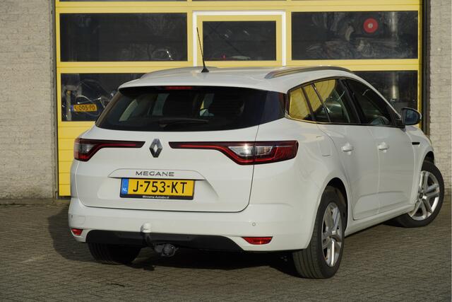 Renault MEGANE Estate 1.3 TCe Zen BJ2020 Led | Pdc | Navi | Trekhaak | App-Connect | Climate control | Cruise control | Getint glas
