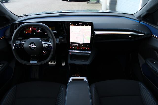 Renault SCENIC E-Tech EV87 long range esprit Alpine | WARMTEPOMP | HARMAN KARDON | ADAPTIVE CRUISE | SOLARBAY PANO