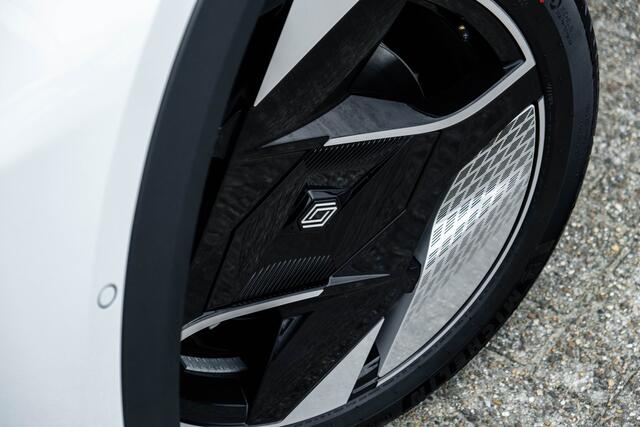 Renault SCENIC E-Tech EV87 long range iconic | incl. Bovag rijklaarpakket met 12 maanden garantie