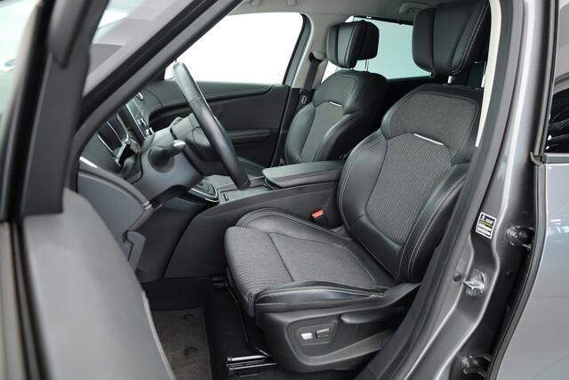 Renault SCENIC 1.3 TCe Intens | Navi | Massage | Stoelver. | Camera | Dodehoek. | PDC V+A