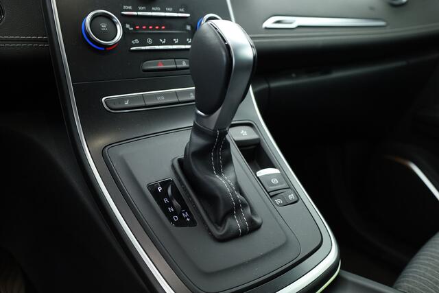 Renault SCENIC 1.3 TCe Intens | Navi | Massage | Stoelver. | Camera | Dodehoek. | PDC V+A