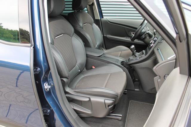 Renault SCENIC Grand Scenic 1.2 TCe Intens Uitv. luxe Uitvoering