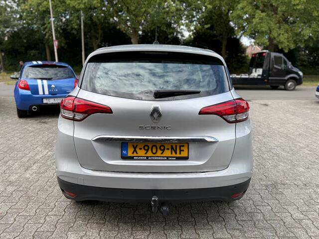 Renault SCENIC 1.2 TCE BOSE BJ.2017 NAVI CRUISE CLIMA TREKHAAK