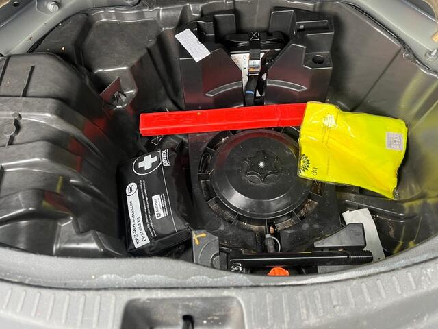 Renault SCENIC 1.2 TCE INTENS COMPLETE AUTO.