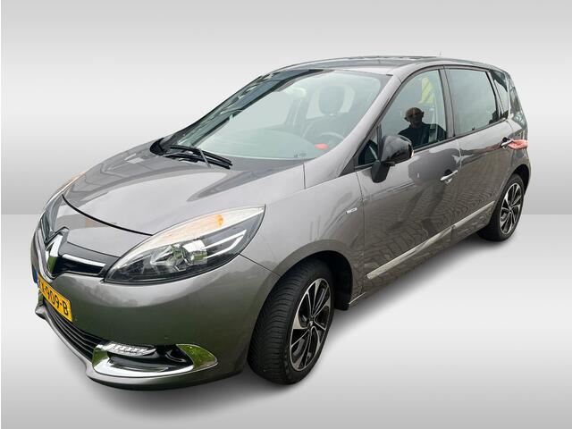 Renault SCENIC 1.2 TCe Bose / NIEUWSTAAT! / Camera / Navigatie / Keyless / 17'' / Stoelverwarming / Climate Control / Cruise Control