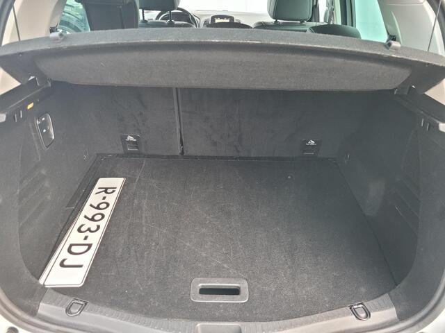 Renault SCENIC 1.3 TCe Bose | Automaat | Hoge Zit | Trekhaak | Dealer Onderhouden