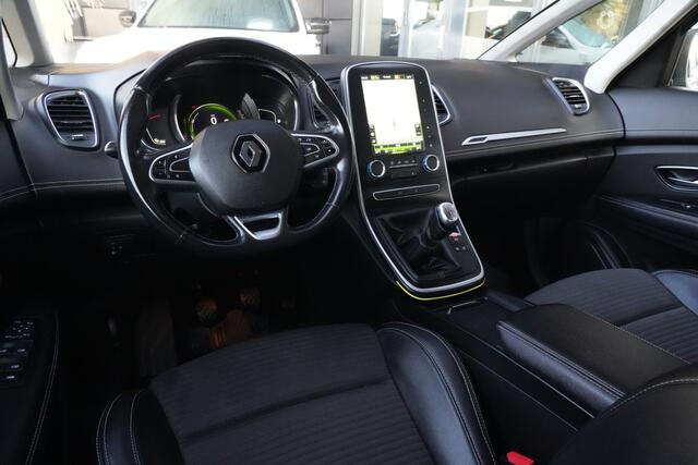 Renault SCENIC 1.3 TCe Intens 141pk Navigatie/Camera/Trekhaak