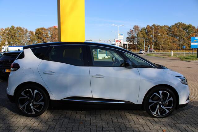 Renault SCENIC TCe 130 Bose | Panoramisch Glazen Dak | Afn Trekhaak | Dealer Onderhouden |