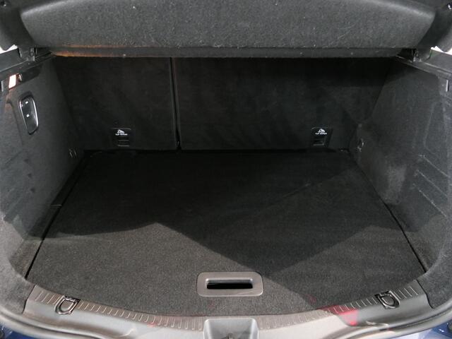 Renault SCENIC 1.3 TCe Bose *Incl. Trekhaak* - Camera, dodehoek, parkeerassistent