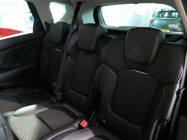 Renault SCENIC 1.3 TCe Bose *Incl. Trekhaak* - Camera, dodehoek, parkeerassistent