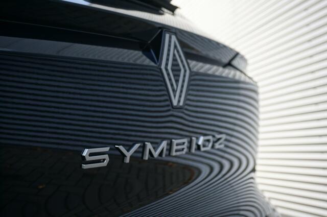 Renault Symbioz 1.6 FULL HYBRID 145PK Techno ALL - SEASONS | 4.333 KM!!