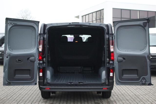 Renault TRAFIC 2.0dCi 150pk T30 L2H1 DC | 6-Zits | Carplay/Android | Camera | Lease 627,- p/m