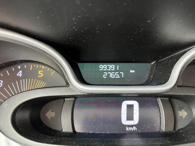 Renault TRAFIC Passenger 9-persoons 1.6 dCi Grand Authentique Energy BTW / BPM vrij marge Lengte 2 Airco Cruise control Navigatie PDC 2e eigenaar Combi Kombi Passenger Groepsvervoer Taxi Personenbus