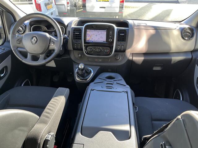 Renault TRAFIC Passenger 1.6 dCi Grand Expression Energy BTW/ BPM vrij marge Airco Cruise control Navigatie PDC 9 persoons geen btw 1e eigenaar Combi Kombi 9 persoons Passenger Groepsvervoer 1e eigenaar Taxi Personenbus