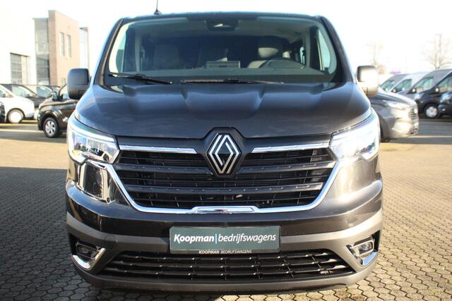 Renault TRAFIC 2.0dCi 150pk T30 L2H1 DC | 6-Zits | Carplay/Android | Camera | Lease 627,- p/m