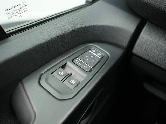 Renault TRAFIC E-Tech T29 L2H1 Comfort 52 kWh Betimmering Navigatie