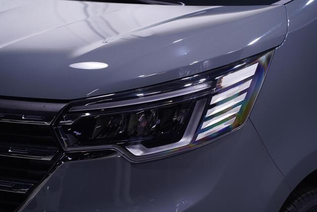 Renault TRAFIC 2.0 dC1 150 pk Dubbel Cabine BPM vrij Airco Camera Apple Carplay, LED Koplampen, Digital Dashbord, Cruise, Nieuw