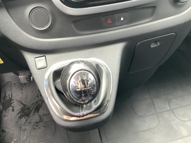 Renault TRAFIC 1.6 dCi T29 L2H1 Dub Cab 5 Zits Airco Cruise Navi Trekhaak 2000 kg Dub Schuif Deur Alu Velg Euro 6