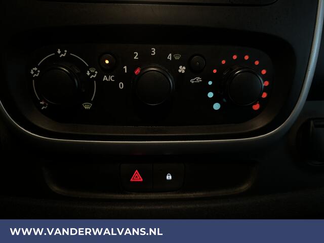 Renault TRAFIC 1.6 dCi L1H1 Euro6 Airco | Navigatie | Imperiaal | Cruisecontrol | Trekhaak | Parkeersensoren, Bijrijdersbank