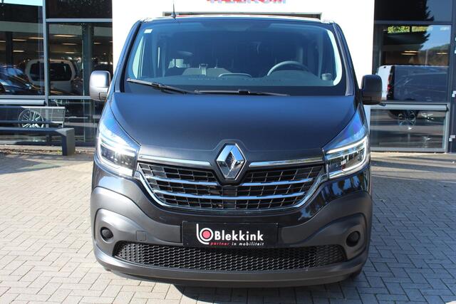 Renault TRAFIC 2.0 dCi 145 pk Comfort Dubbele Cabine Navi, Airco,Trekhaak, Laadruimte betimmert