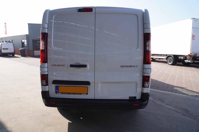 Renault TRAFIC 2.0 Blue dCi 150PK T30 L2H1 Advance Nr. V120 | Airco | Cruise | Navi | Camera
