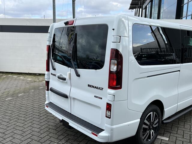 Renault TRAFIC 2.0 Blue dCi 170 DC T30 L2H1 Extra | BPM vrij | Direct leverbaar | Navigatie | Camera