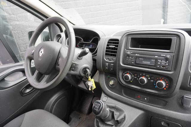 Renault TRAFIC 1.6 dCi EURO 6 - Airco - Cruise - PDC - ¤ 9.950,- Excl.