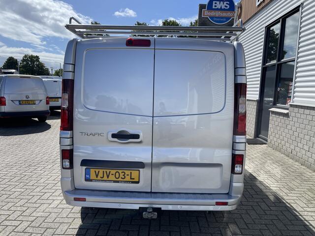 Renault TRAFIC 2.0 dCi 120pk T29 L2H1 Work Edition / euro 6 / bpm vrij / vaste prijs rijklaar ¤ 20.950 ex / lease vanaf ¤ 342 / airco / cruise / navigatie / trekhaak / imperial / ingerichte laadruimte