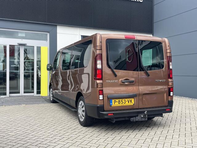 Renault TRAFIC Passenger 2.0 dCi 120 Grand Zen | Trekhaak | Parkeersensoren | Navigatie