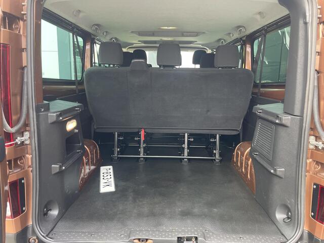 Renault TRAFIC Passenger 2.0 dCi 120 Grand Zen | Trekhaak | Parkeersensoren | Navigatie