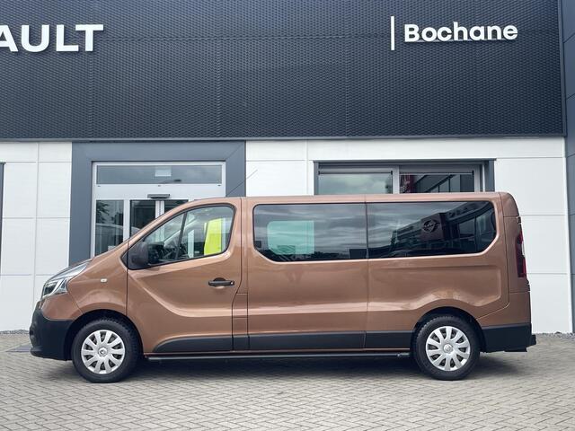 Renault TRAFIC Passenger 2.0 dCi 120 Grand Zen | Trekhaak | Parkeersensoren | Navigatie