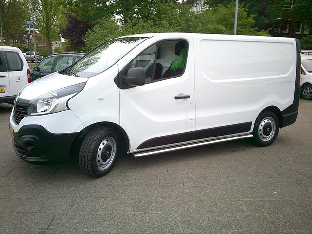 Renault TRAFIC 1.6 dCi T27 L1H1 Comfort VOORZIEN VAN AIRCO +CRUISE+TREKHAAK !!!