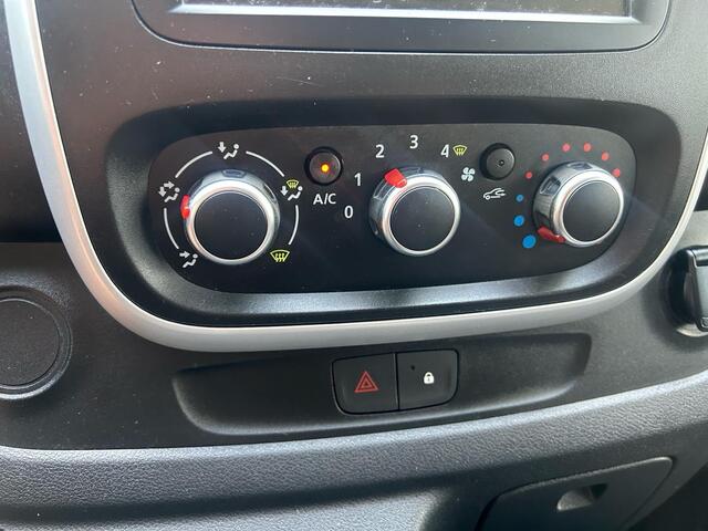 Renault TRAFIC 1.6 dCi 95 T27 L1H1 Comfort | Trekhaak | wegklapbare dakdragers | Airco | Navi |