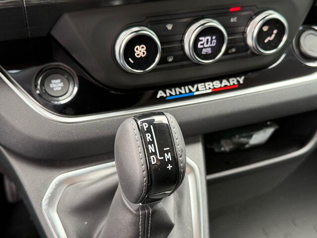 Renault TRAFIC 2.0 Blue dCi 170 DC T30 L2H1 Anniversary | BPM vrij | Direct leverbaar | Camera | Navigatie | Carplay