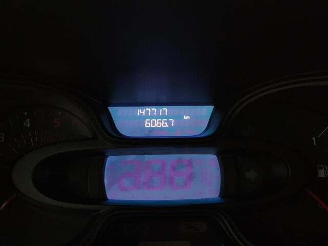 Renault TRAFIC Passenger 1.6dCi 8-Personenbus - Excl. BTW / BPM vrij Euro 6!