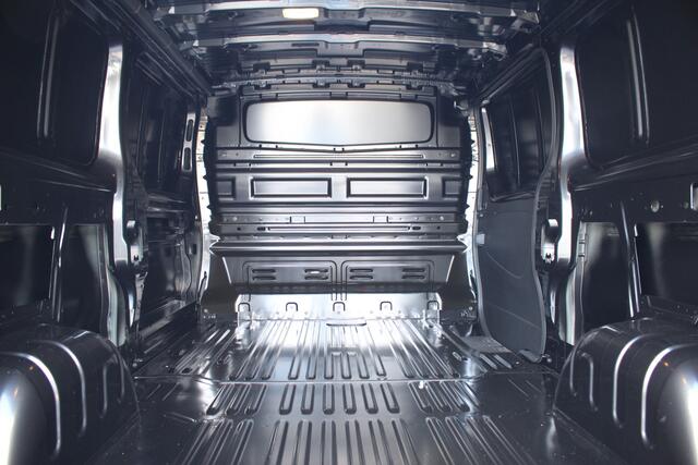 Renault TRAFIC 2.0 Blue dC1 150pk T30 L2H1 Advance | Carplay/Android | Camera | Lease 555,- p/m