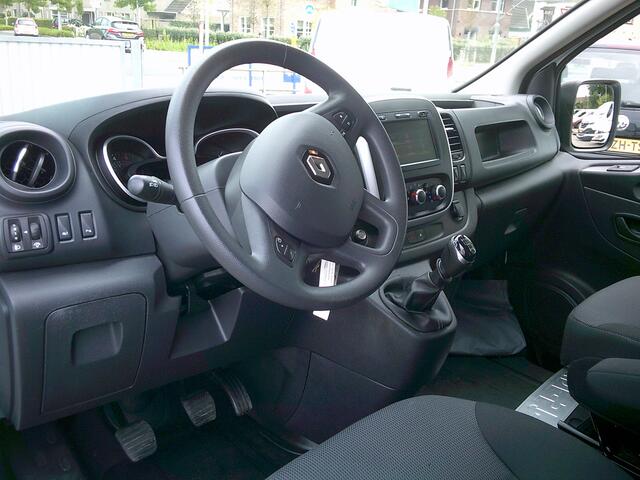 Renault TRAFIC 2.0 dCi 120 T29 L1H1 Comfort VOORZIEN VAN AIRCO+CRUISE+TREKHAAK !!