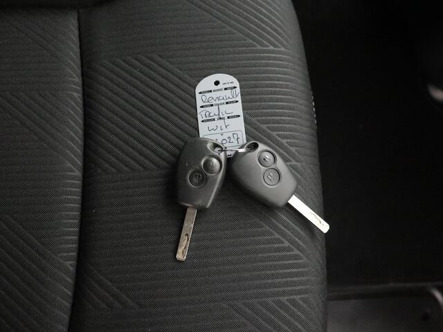 Renault TRAFIC 1.6DCi 145PK Lang | Imperiaal | Kastinrichting | Airco