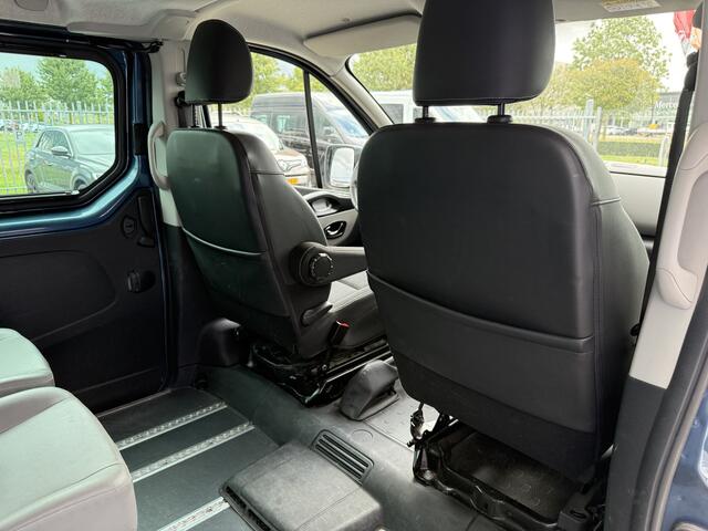 Renault TRAFIC 4+1 Rolstoelbus 1.6 dCi T29 L2H1 Luxe Energy (Zeer nette 4+1 Rolstoelbus met 2 schuifdeuren en lift!)